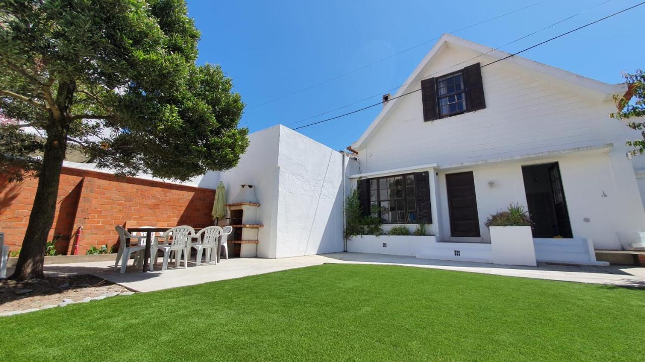The Beach House Barra Exterior photo